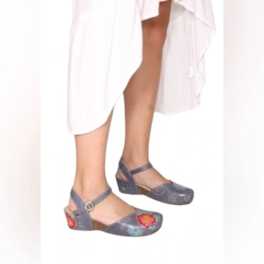 💙 NWOT! L’ARTISTE BY SPRING STEP IN “LIZZIE-ROSE” HAND PAINTED MARY JANE! - Picture 2 of 16